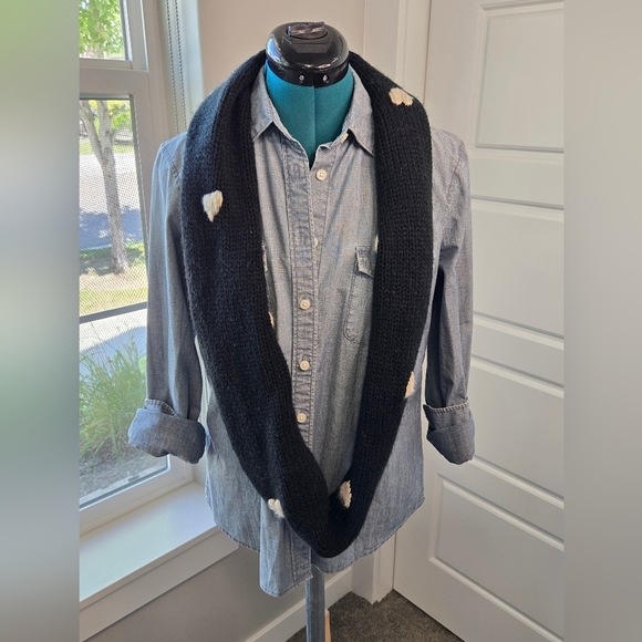 BETSEY JOHNSON SPARKLE WINTER LOT INFINITY SCARF POM POM BEANIE HAT BLACK WOMEN - Picture 5 of 13